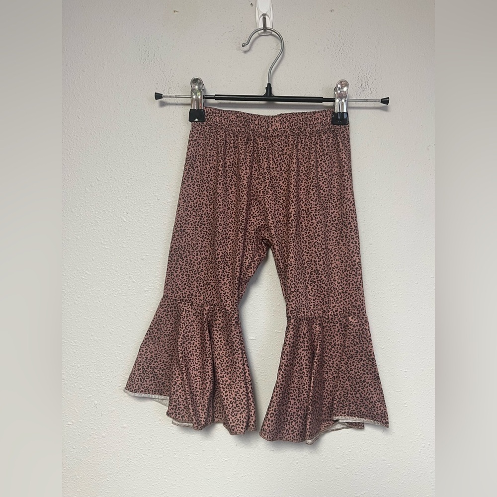 Girls' Pink Animal Print Ruffle Leggings